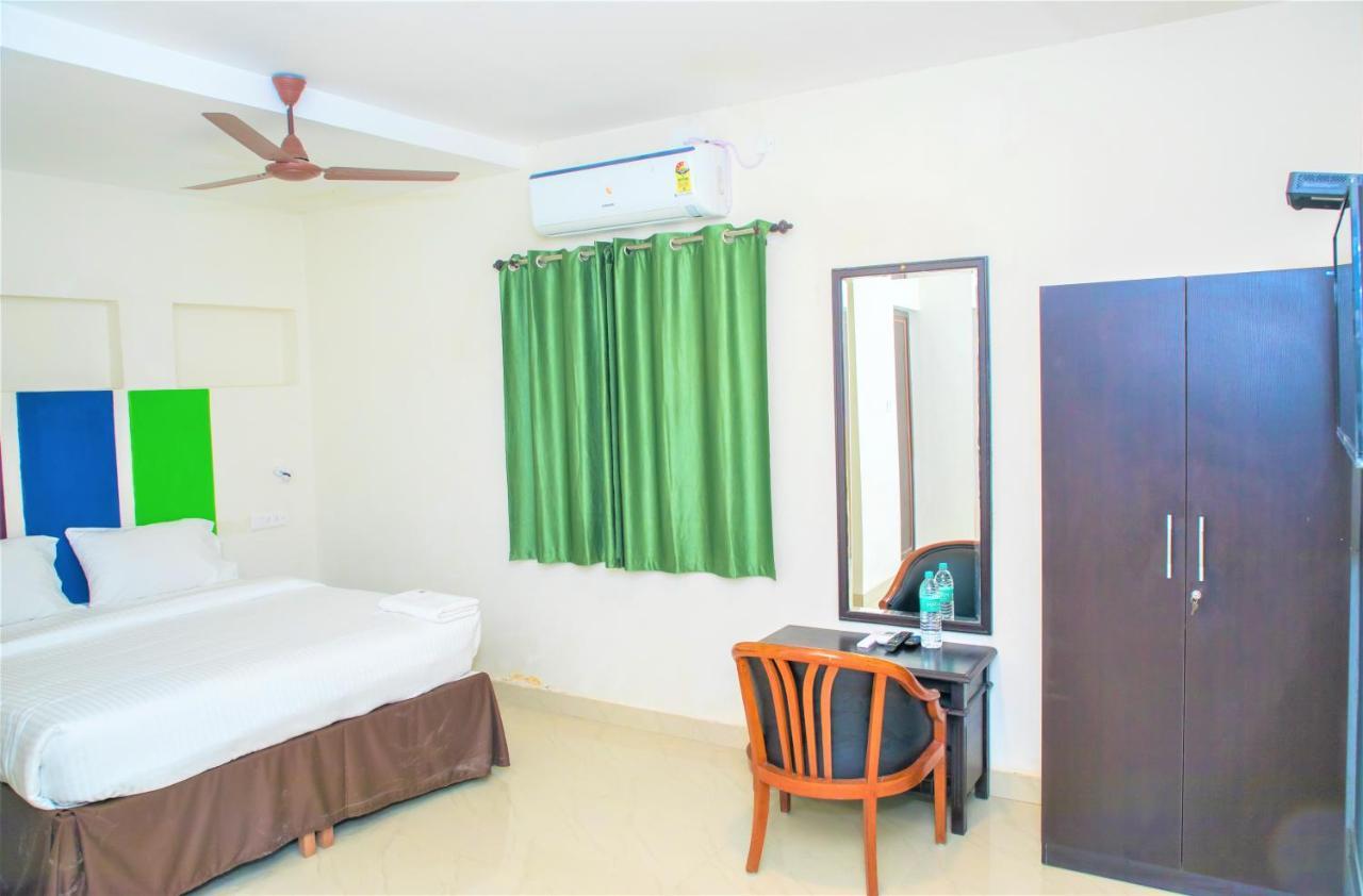 Hotel Stay Inn Коимбаторе Екстериор снимка